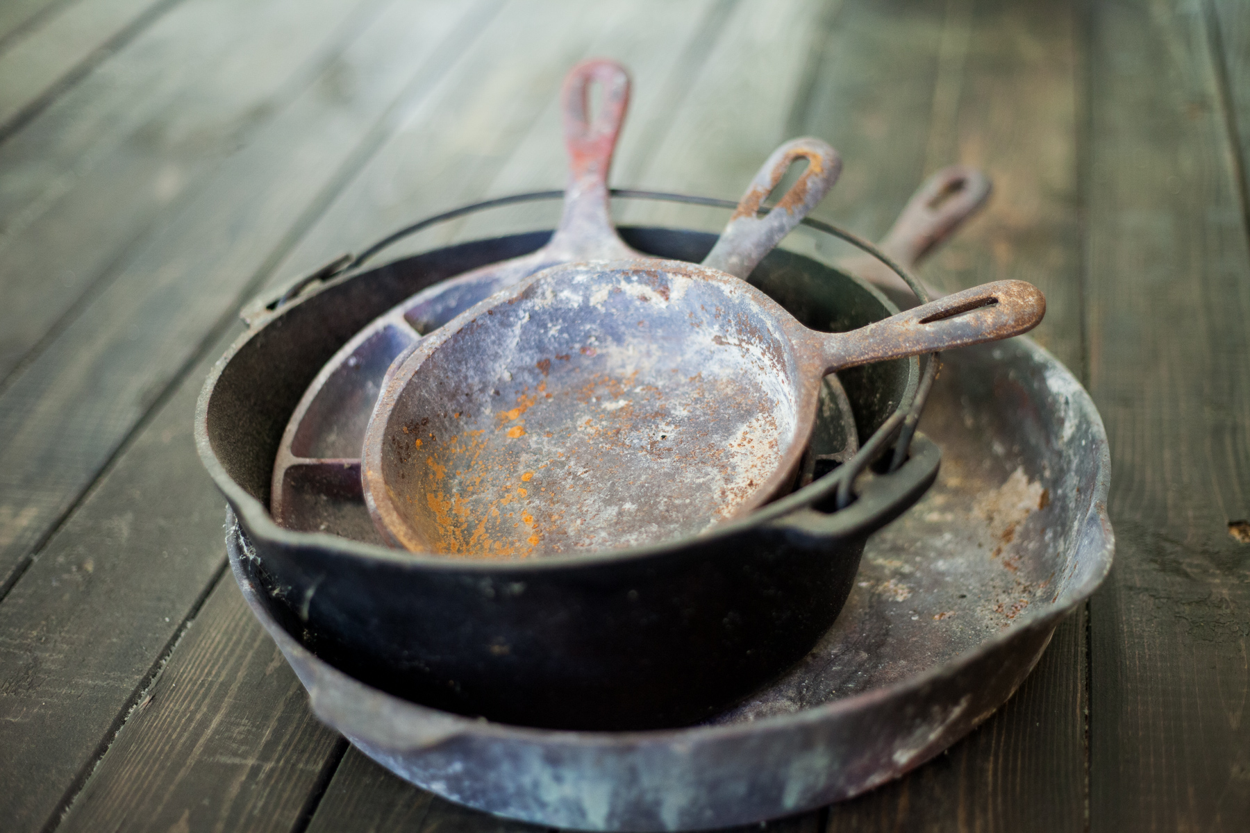 Re-seasoning Cast Iron Skillets