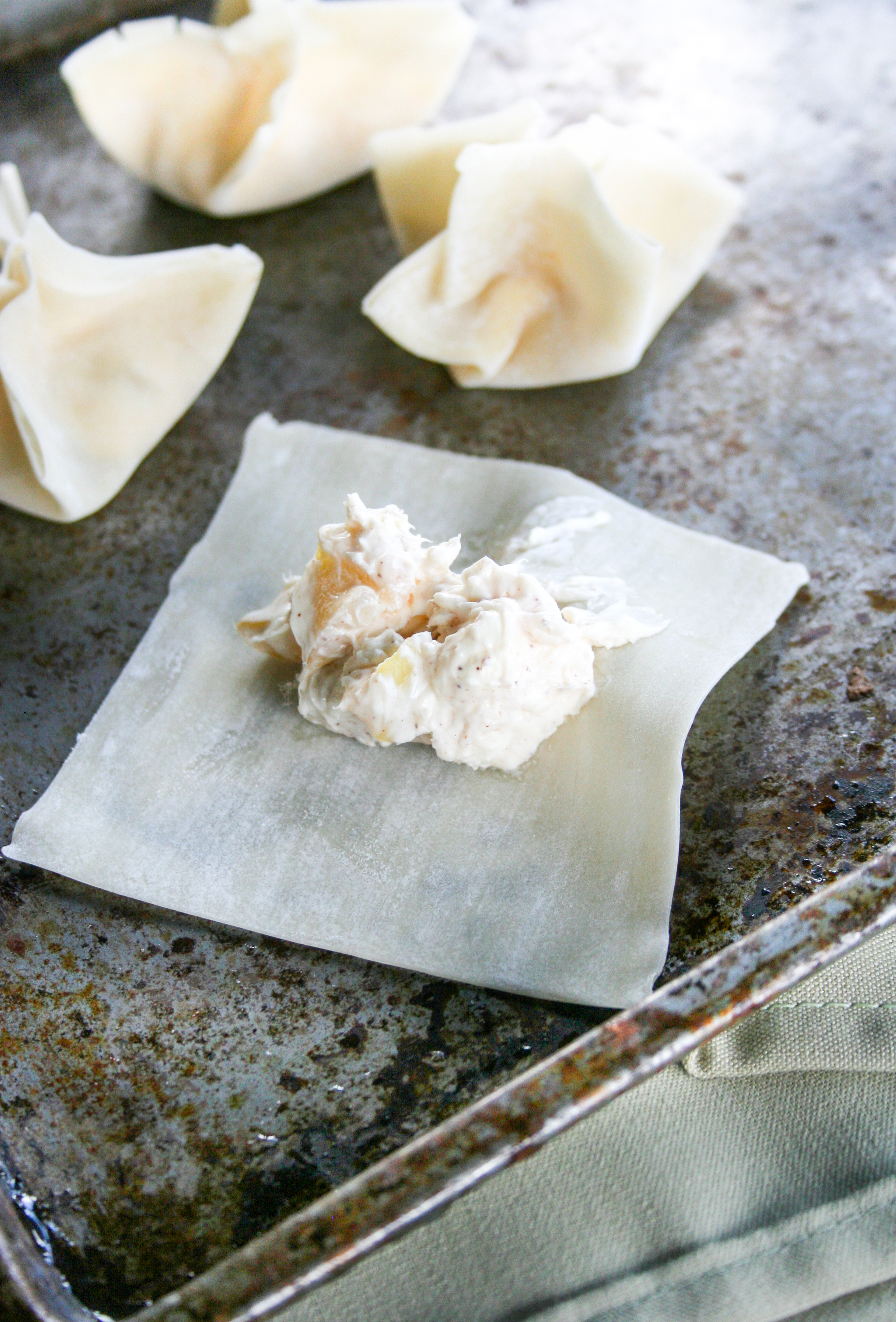 Apple Pie Wontons-The Bitter Socialite