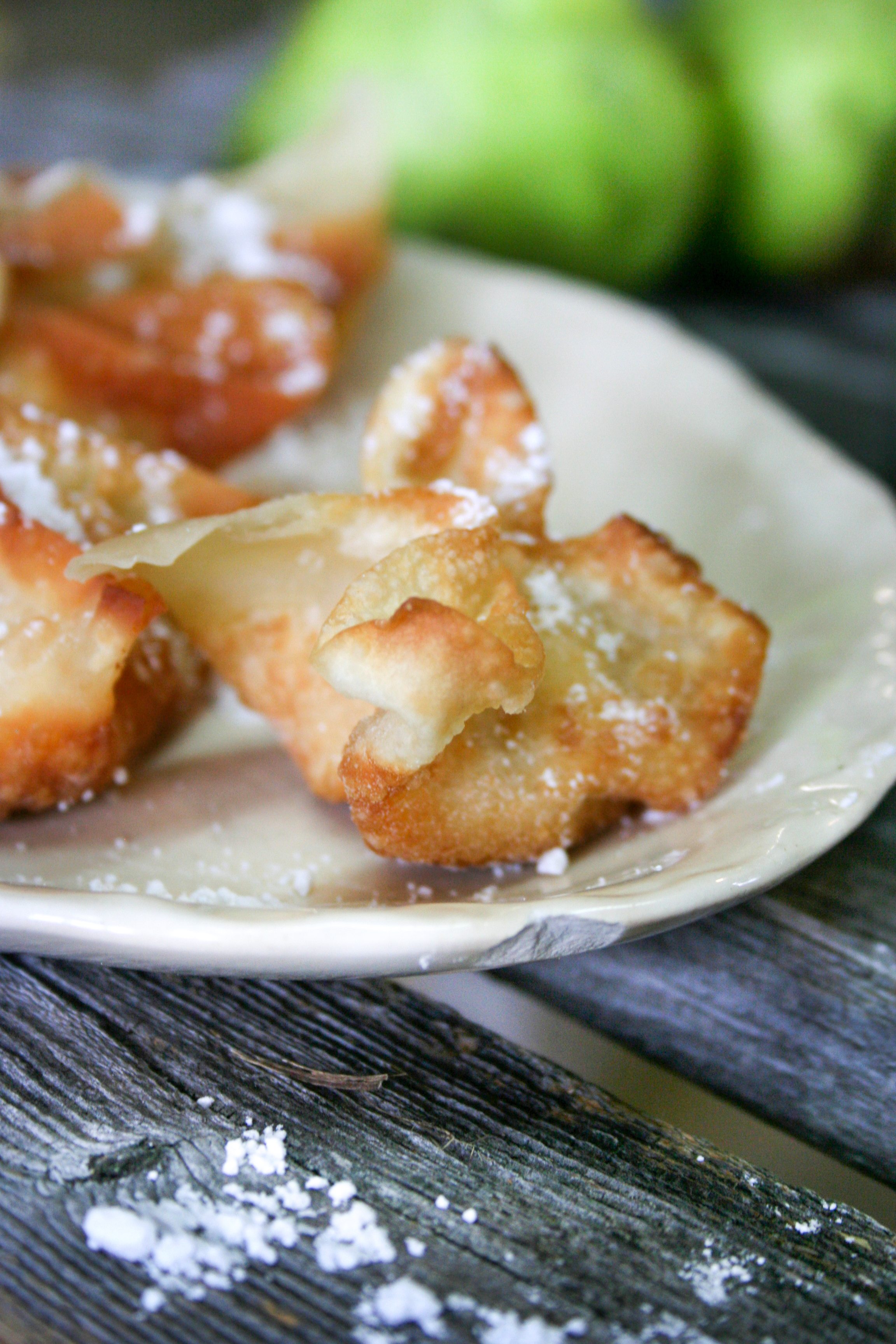 Apple Pie Wontons-The Bitter Socialite